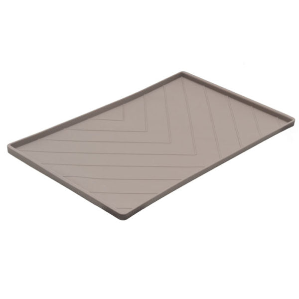 Tapis en silicone avec travers de métal